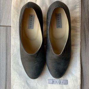Nisolo Austin smoke heel